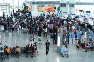 ノイバイ空港と関西空港のベトナム人